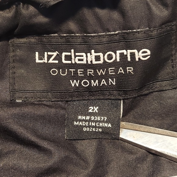 Liz Claiborne Women's Quilted Winter Jacket Coat Black Size 2X - Picture 8 of 10
